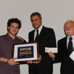 Immagini a Confronto 2010 - Premiazione del Miglior Corto del giovane regista Tommaso Landucci con il corto "SALIM" - Premio consegnato dal sindaco di Villa San Giovanni Rocco La Valle
