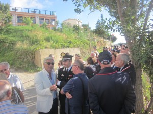 Posa prima Pietra 15 sett 2012 - 17 un momento del raduno presso la stele del giudice