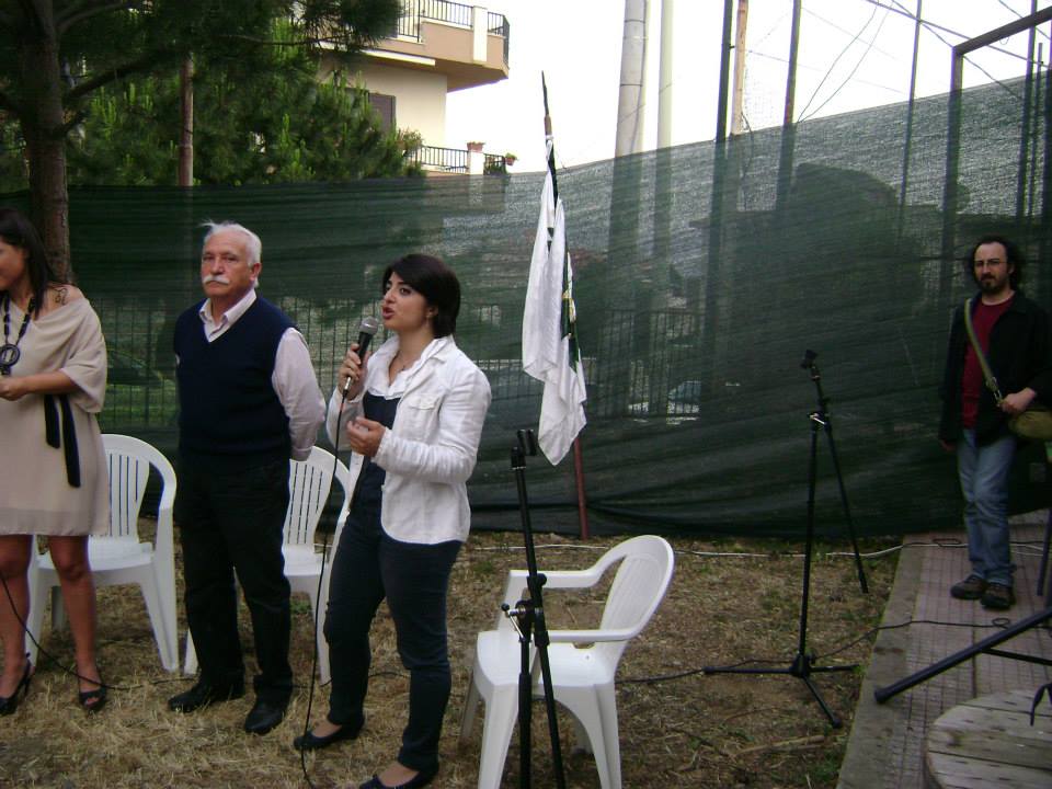 InCanto Dal Mare, simula Tutti sovra un Stessa Barca, Ponti Pialesi e INTERESSE Pubblico un Sostegno dell'associazione AfriCalabria di Rosarno